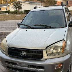 🚗 🚙 🚘 Clean Toyota rav4