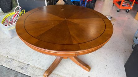 48” Wooden Round Table – Great Condition