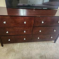 Queen Bedroom Set- Dresser Drawer, Credenza, Headboard w/bed frame, nightstands & Mirror- $450 OBO