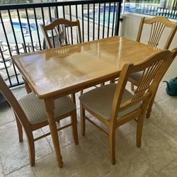 Small Dining Table With Chairs