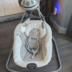 Graco Baby Swing