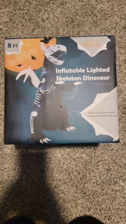 Inflatable dinosaur skeleton
