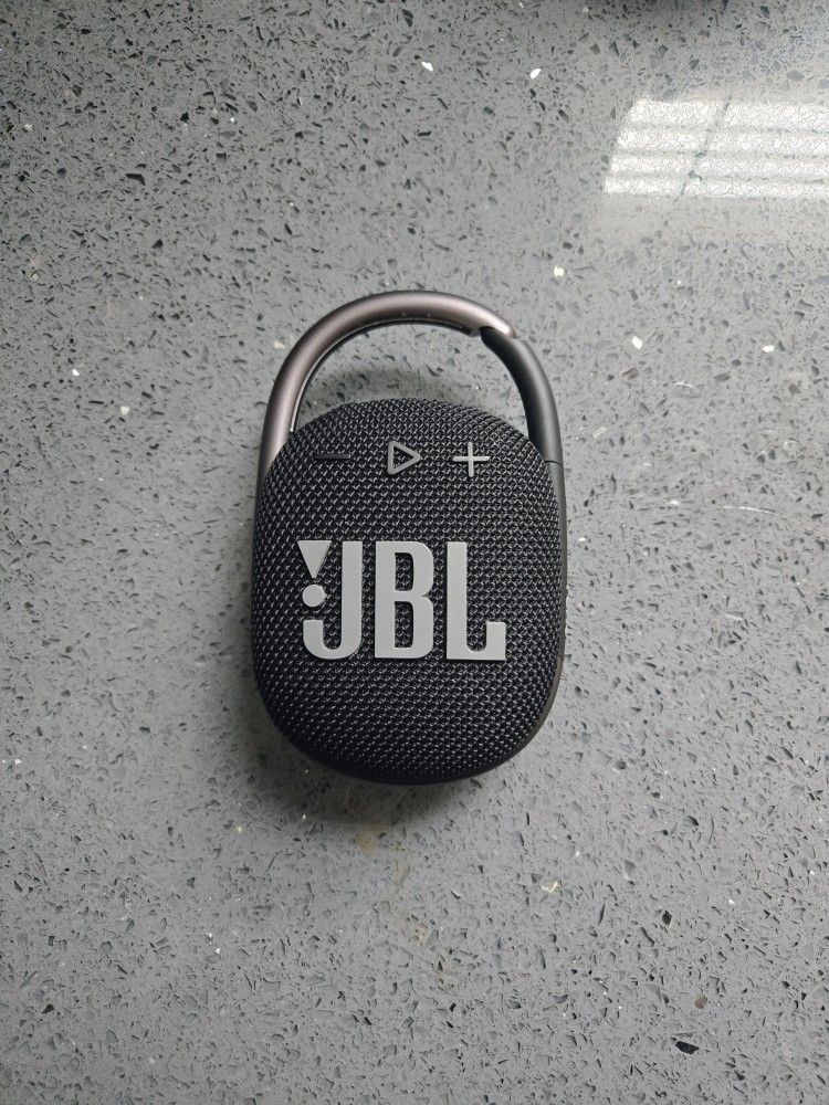 JBL Clip 4 Bluetooth Speaker
