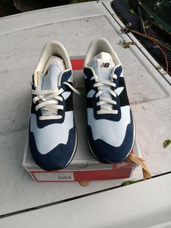 Men's size 15 D new balance shoes