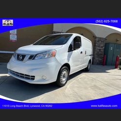 2017 Nissan Nv200