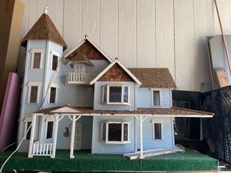 Large Victorian Wooden Dollhouse