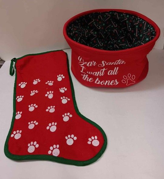 2 piece lot pet Christmas stocking and small toy bin $3 FIRM for both!