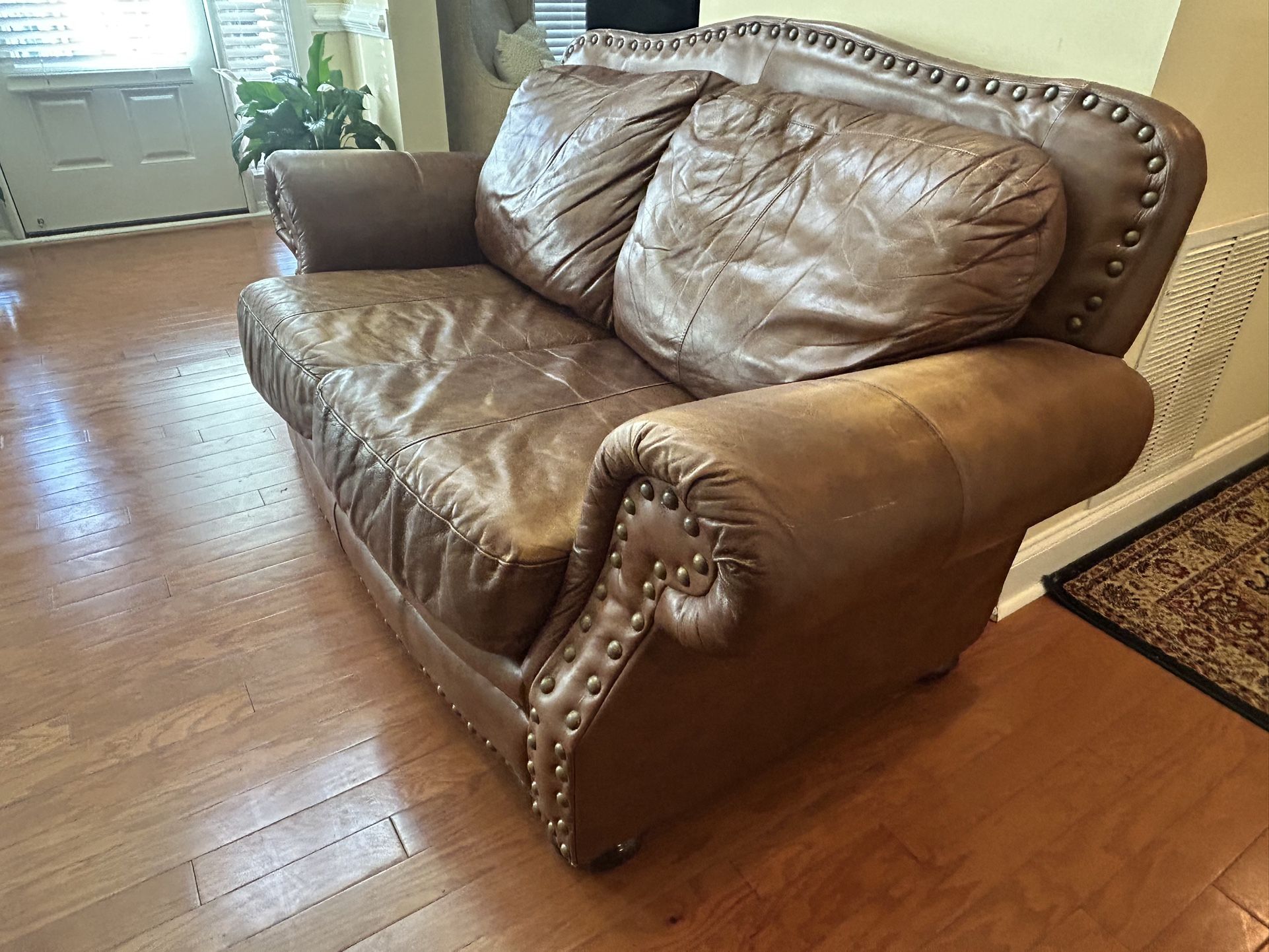 Vintage Brown Leather Room To Go Chair (Open To Offers)