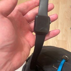 Apple Watch Series 2   - 42 MM  ( No Charger) Mint Condition 