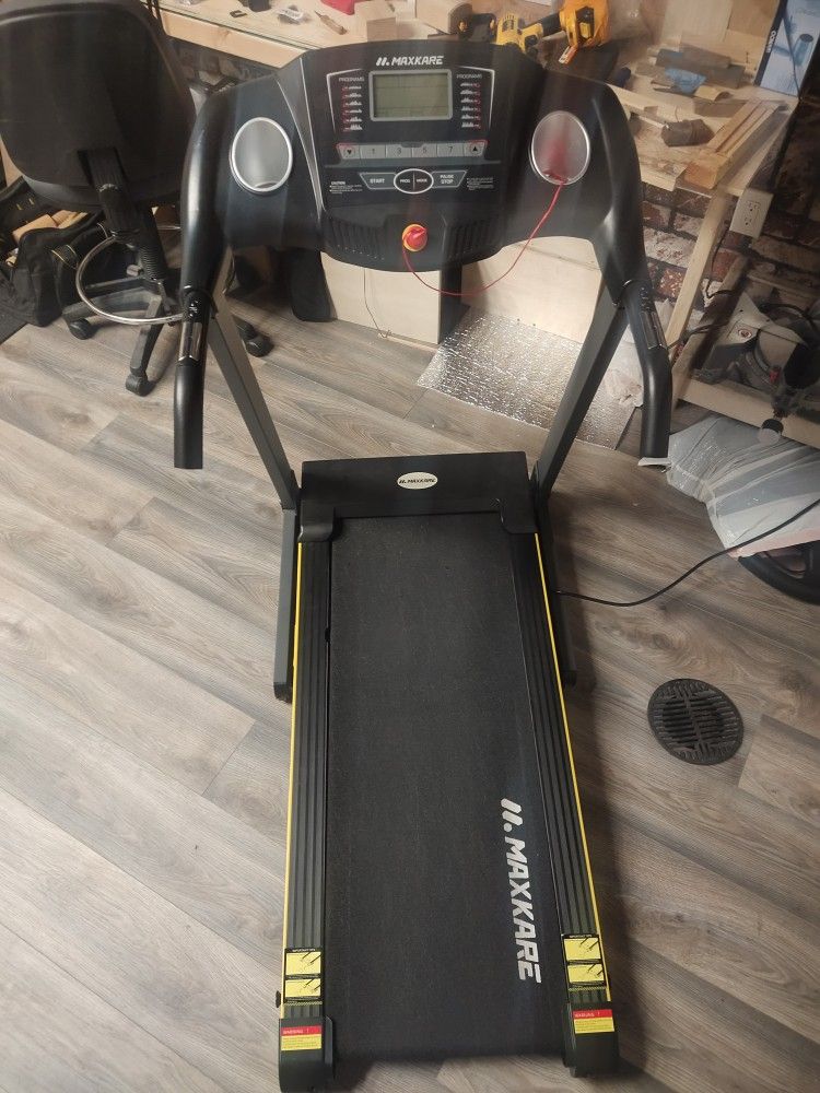 II.Maxkare Treadmill