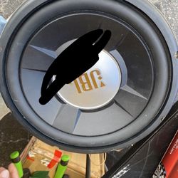 JBL 12 Inch. 1300 Watt Max