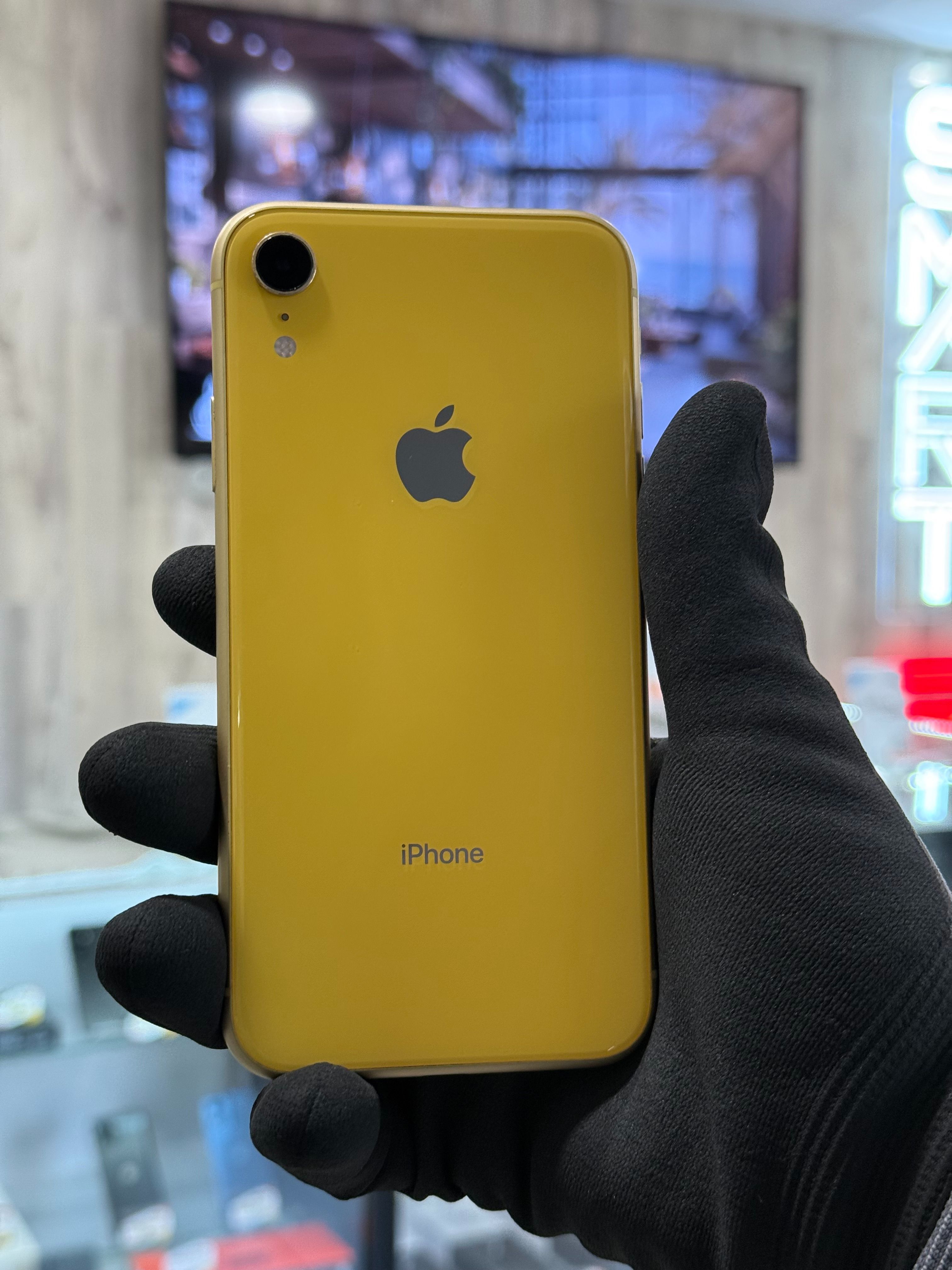 Apple iPhone XR 64 GB - Yellow (Unlocked) + Warranty