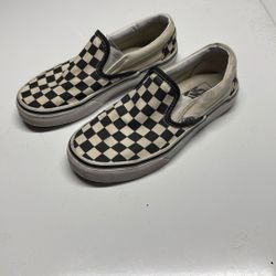 Vans Women’s 5 1/2  $ 15