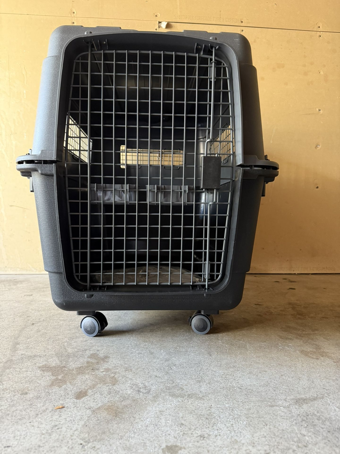Brand New SportPet Designs Travel Dog Cage