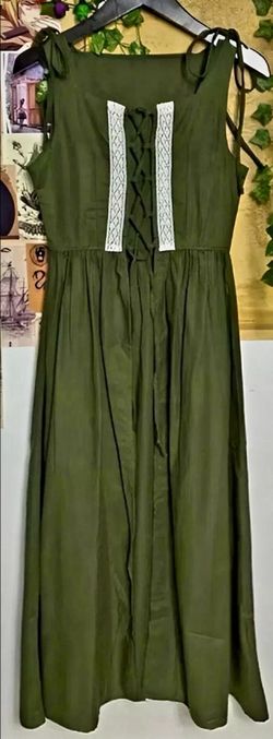 Zhitunemi Renaissance Olive Green Lace-Up Maxi Dress