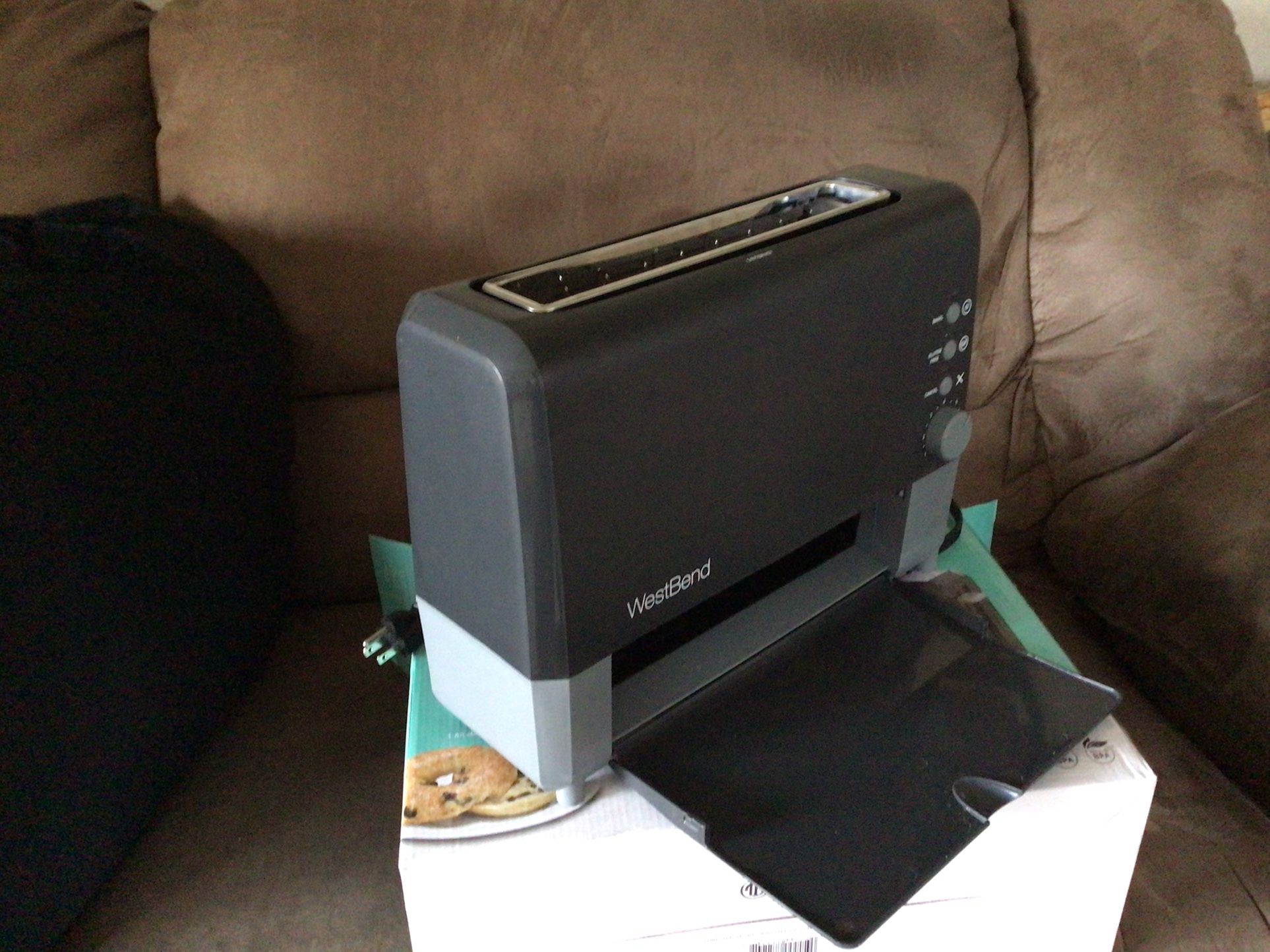 West Bend Quick Serve Toaster