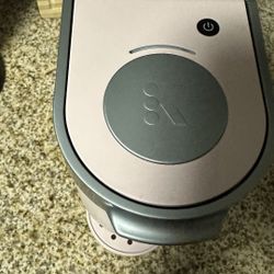 Keurig pink MOVING OUT OF STATE EVERYTHING MUST GO