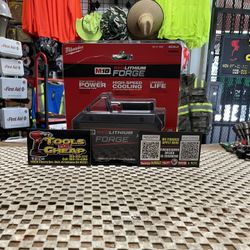 Milwaukee M18 18V Lithium-Ion REDLITHIUM FORGE HD 8.0 Ah Battery 