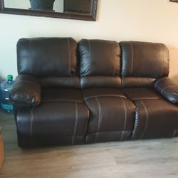 Sofa Muy Buenas Condiciones De Piel