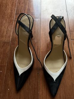 Brand, Tahari, black and white kitten heel