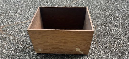 Wooden storage box