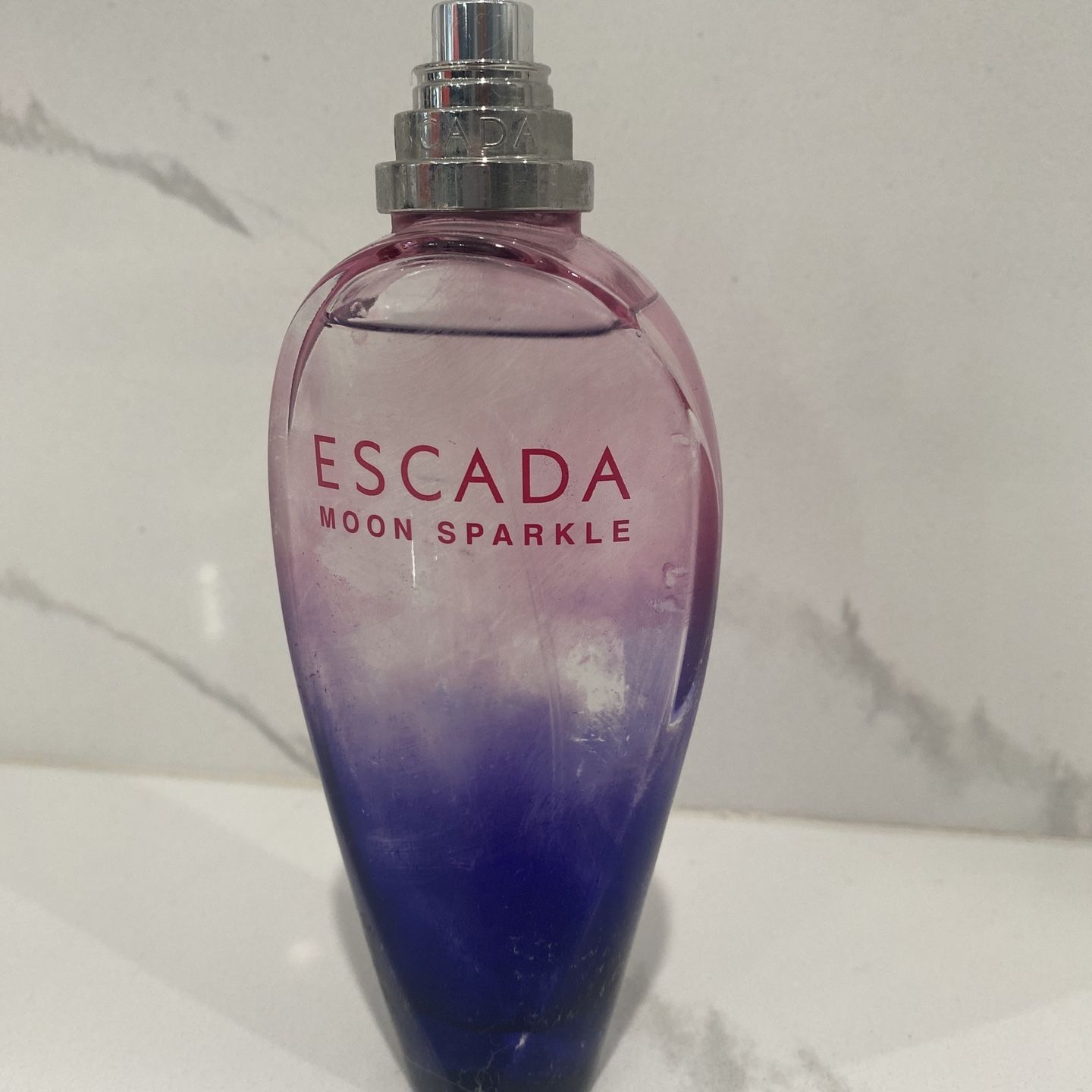 新品·未開封　ESCADA MOON SPARKLE Escada moon sparkle - AB'S Perfumes