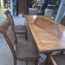 Nice Dining Table Set With Six Chairs 