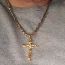 NOT REAL GOLD!!! NOT REAL GOLD!!!