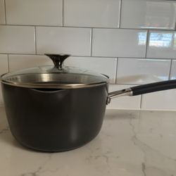 Dark gray saucepan w glass lid & pouring spout