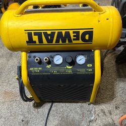 Dewalt 225 PSI Air Compressor