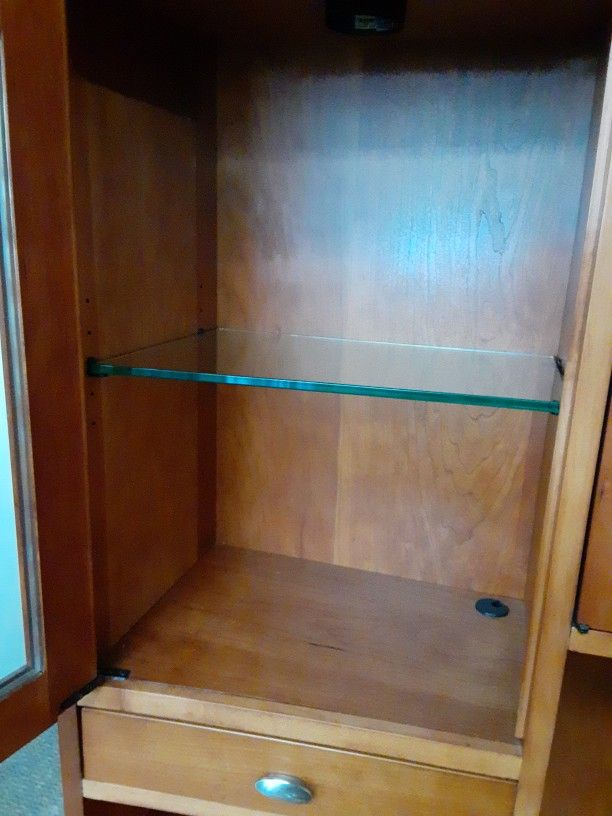 Wood Desk With Hutch