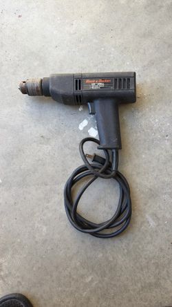 Black & Decker 3/8” Electric Drill – Variable Speed – Works Great