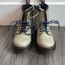 Dr Marten