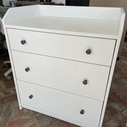 Drawer Dresser 