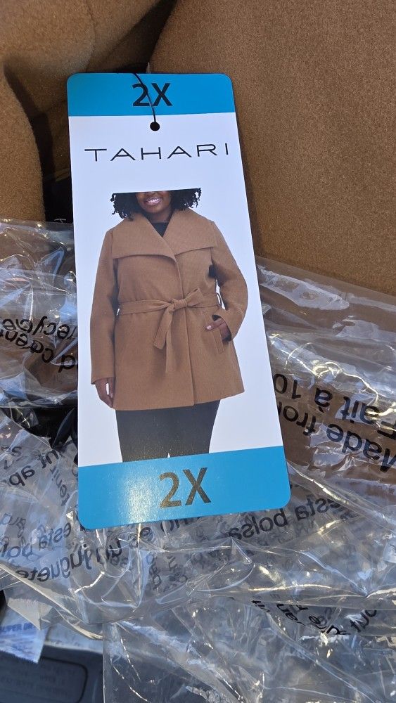 Tahari Coat XXL , 2X New Price Firm Corona92879
