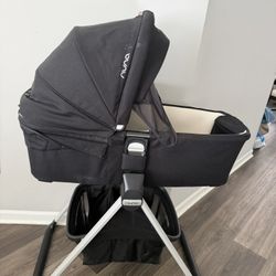 Nuna Bassinet 