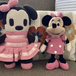 Set of 2 Minnie Mouse Plushies 