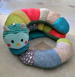 Infantino Prop-A-Pillar Tummy Time & Seated Support Pillow