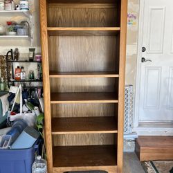 Free Shelving Unit 