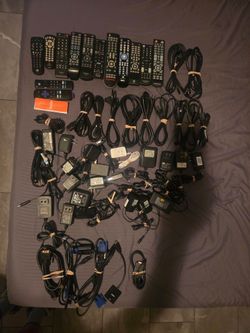 13 remotes 31 power cords 5 hdmi to vga adapter & 2 Mini Jack Cables