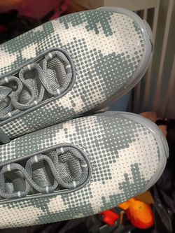 New Nike Men's 10