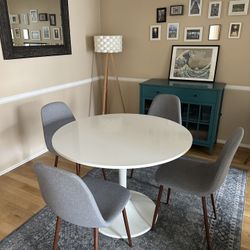 IKEA Round White Table 