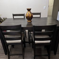 Kitchen Table And Chairs