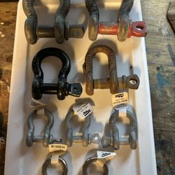 9 Shackles