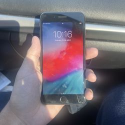 iPhone 8 Plus 64 GB Unblocked 