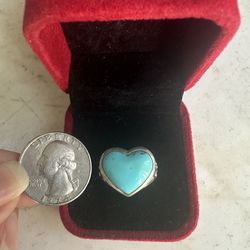925 Sterling silver , Designer Sally C. , genuine turquoise heart ❤️ring, size 7, marked SX925 , beautiful large turquoise