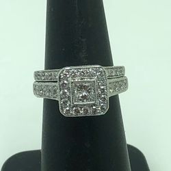 Women’s engagement ring size 6