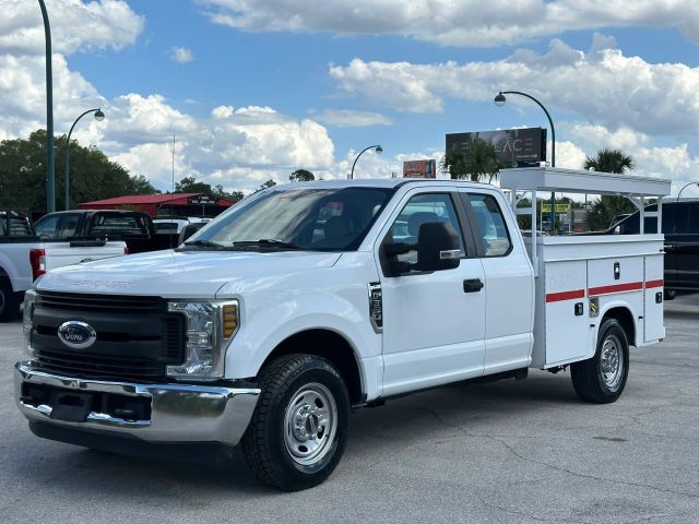 2019 Ford F350 Super Duty Super Cab