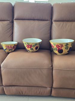 Raymond Waites 3 Piece Large Tuscan Fruit Nesting  Serving Bowl Set