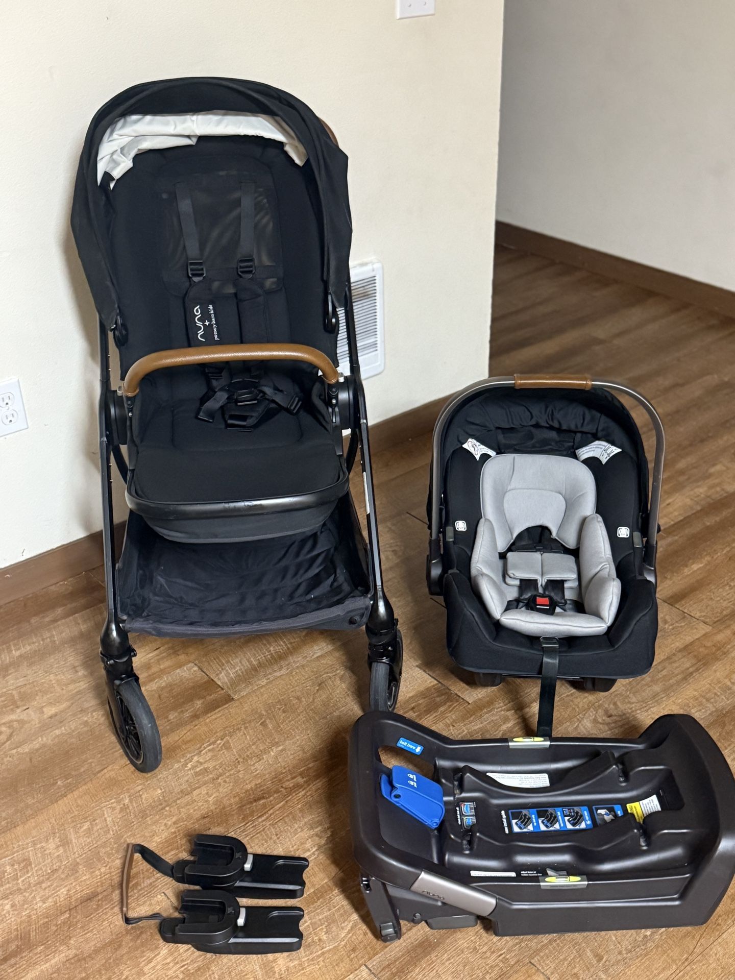 Nuna Triv Next Stroller And Car seat 